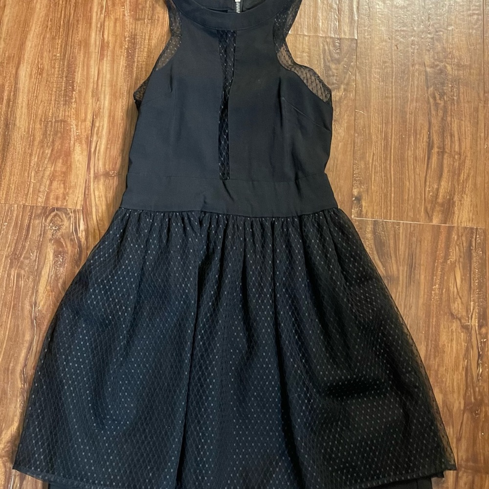 Women’s dress size XS. Guess brand